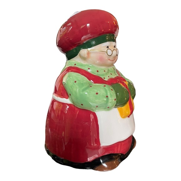Delton Products Santa & Mrs Claus Adorable Hand Painted Salt & Pepper Shakers - Picture 12 of 15